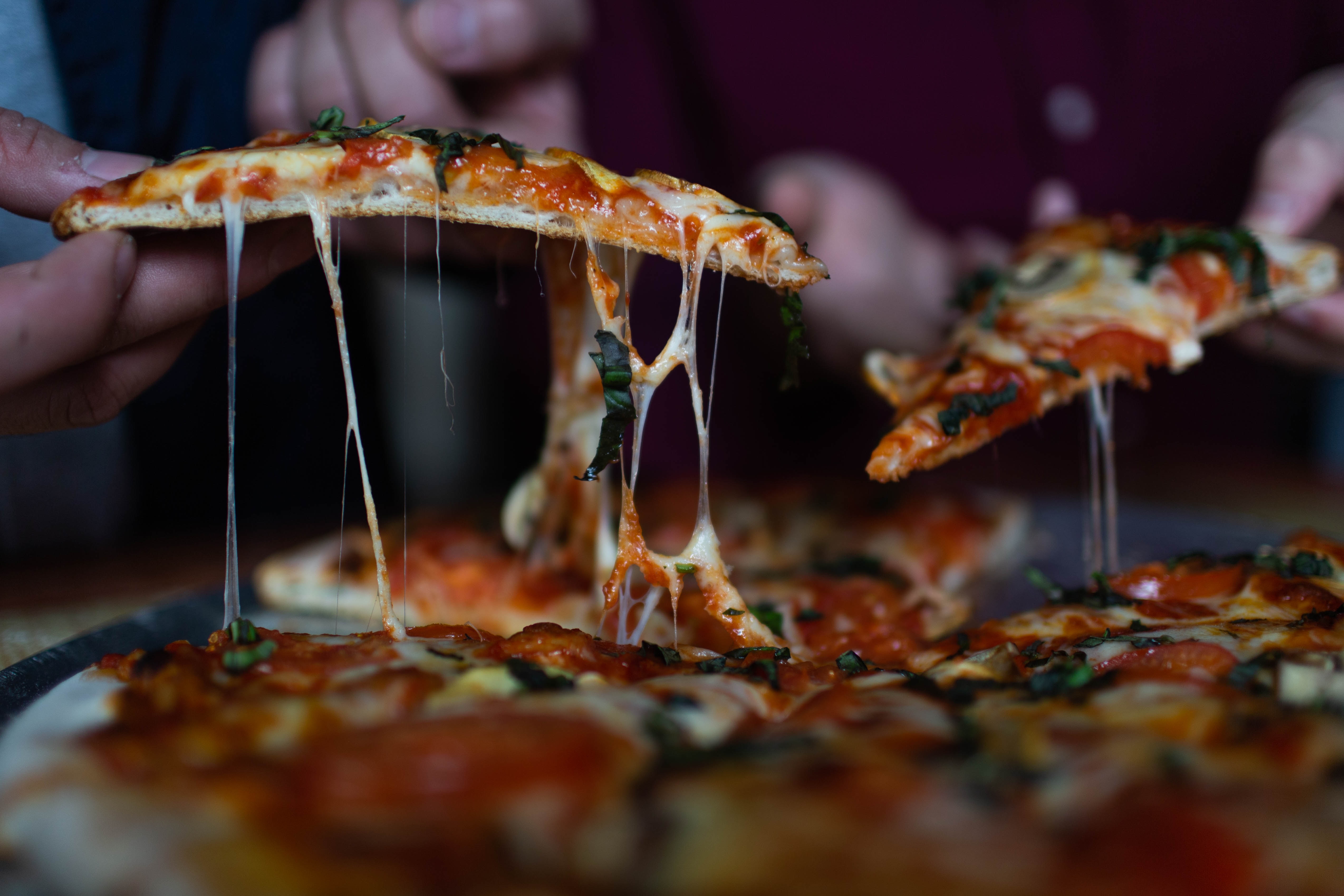‘Link’ Adults Social – Pizza, Ping Pong & Pictionary